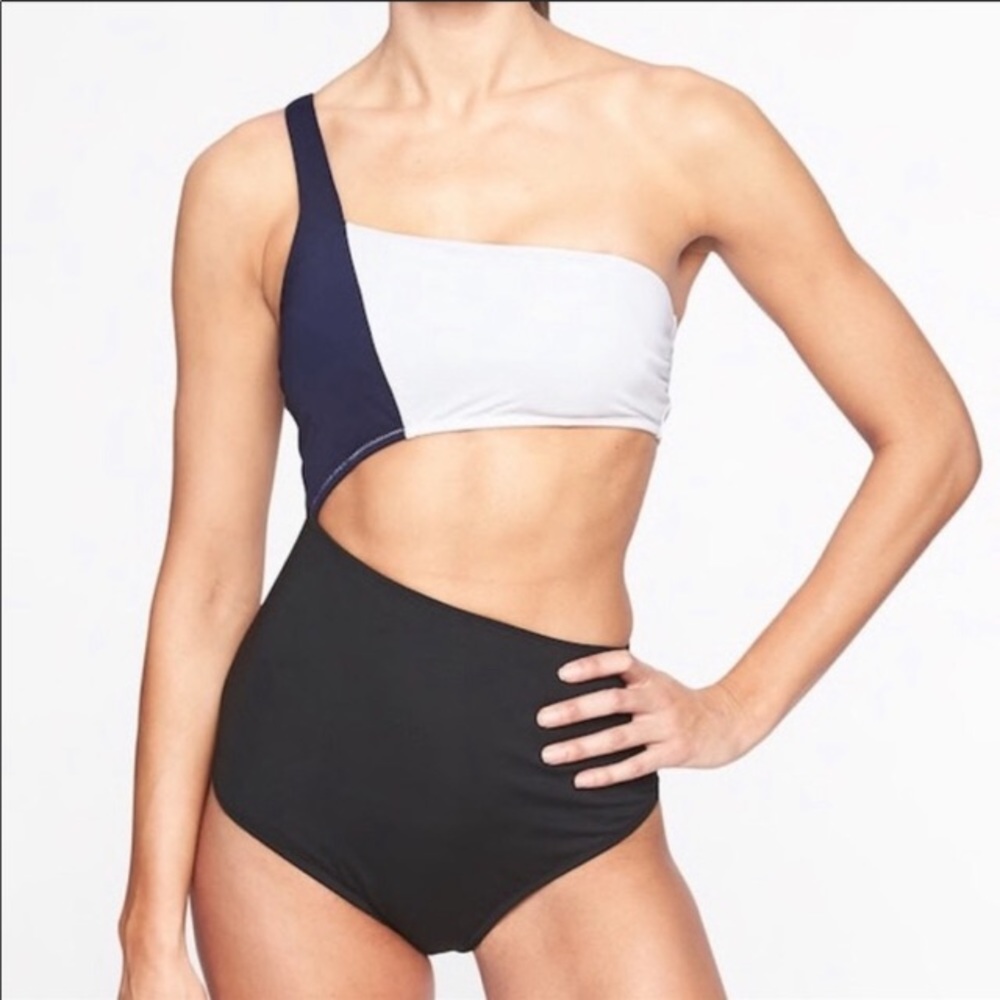 Athleta Mod Cutout Swim Suit